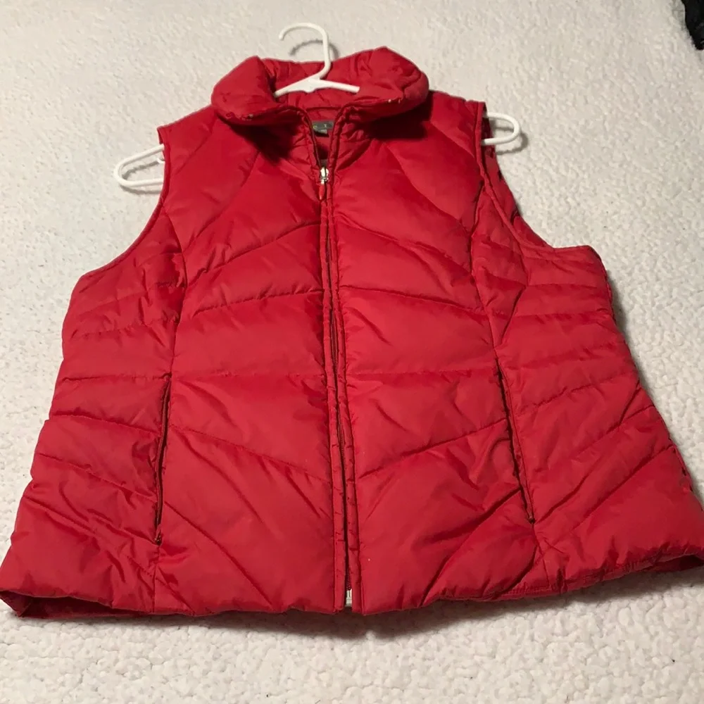 Kenneth Cole Reaction Ladies Puffer Full Zip Vest, Like New - Picture 1 of 9